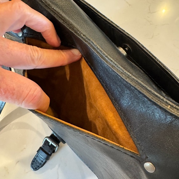 Patricia Nash Black Leather Crossbody Saddle Bag Adjustable Shoulder Strap - Picture 9 of 16